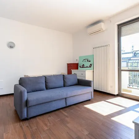 Alessia's Flat - Affori Apartment Milan
