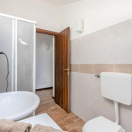 Alessia's Flat - Affori Apartment