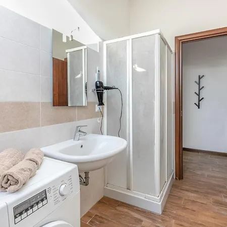 Alessia's Flat - Affori Milan